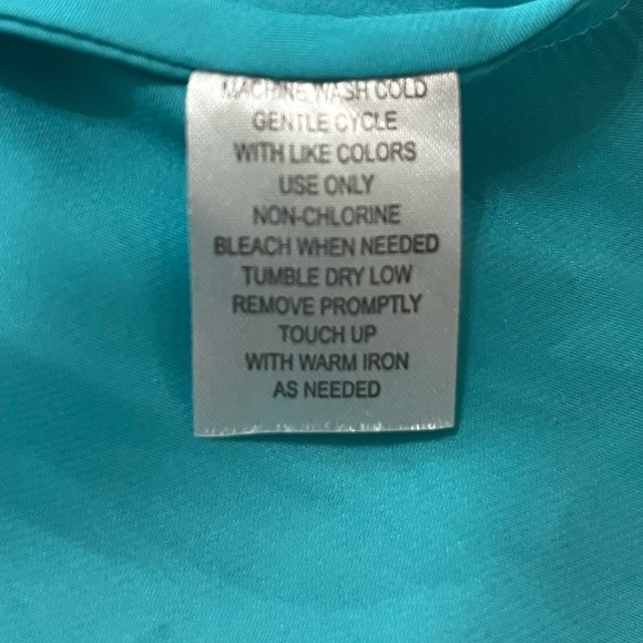 SUNNY LEIGH Blue Aquamarine Ruffled Silky Pullover Blouse Size L NWOT - Picture 8 of 8